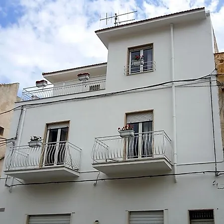 White 3* Castellammare del Golfo